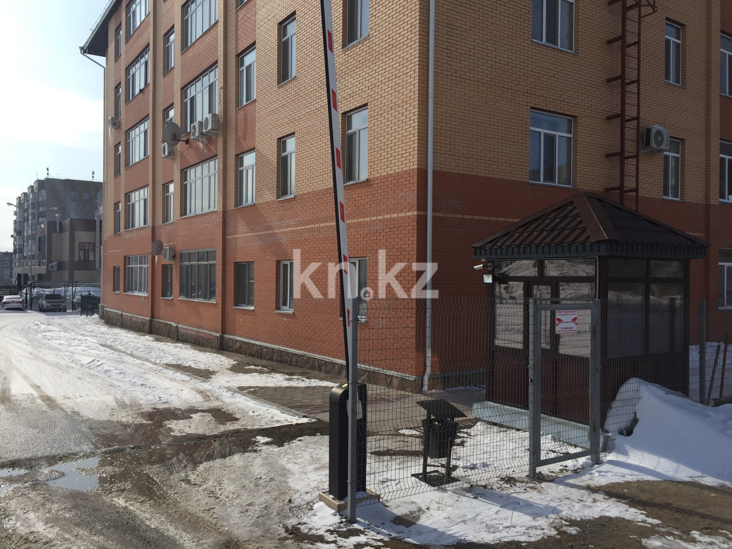 Продажа 3-комнатной квартиры, 91 м², ул. Таттимбета в Караганде - фото 18