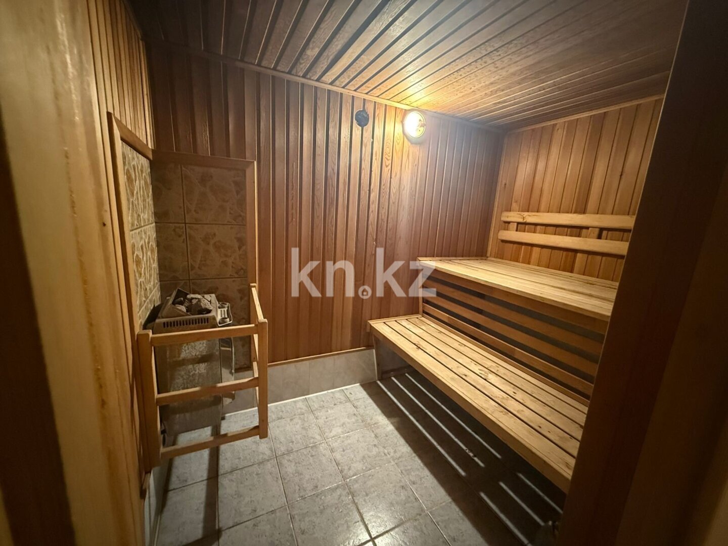 Аренда 9-комнатного дома, 450 м² в Алматы