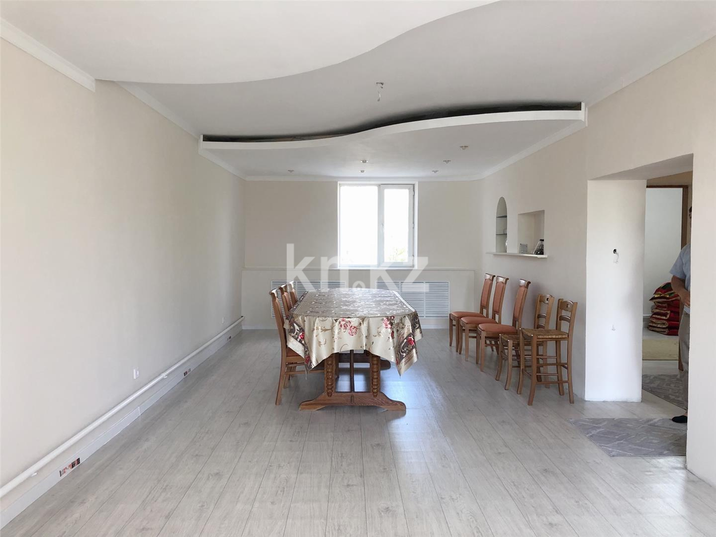 Продажа 6-комнатного дома, 300 м², ул. Крупской - Продажа квартир в Темиртау фото 2 из 33