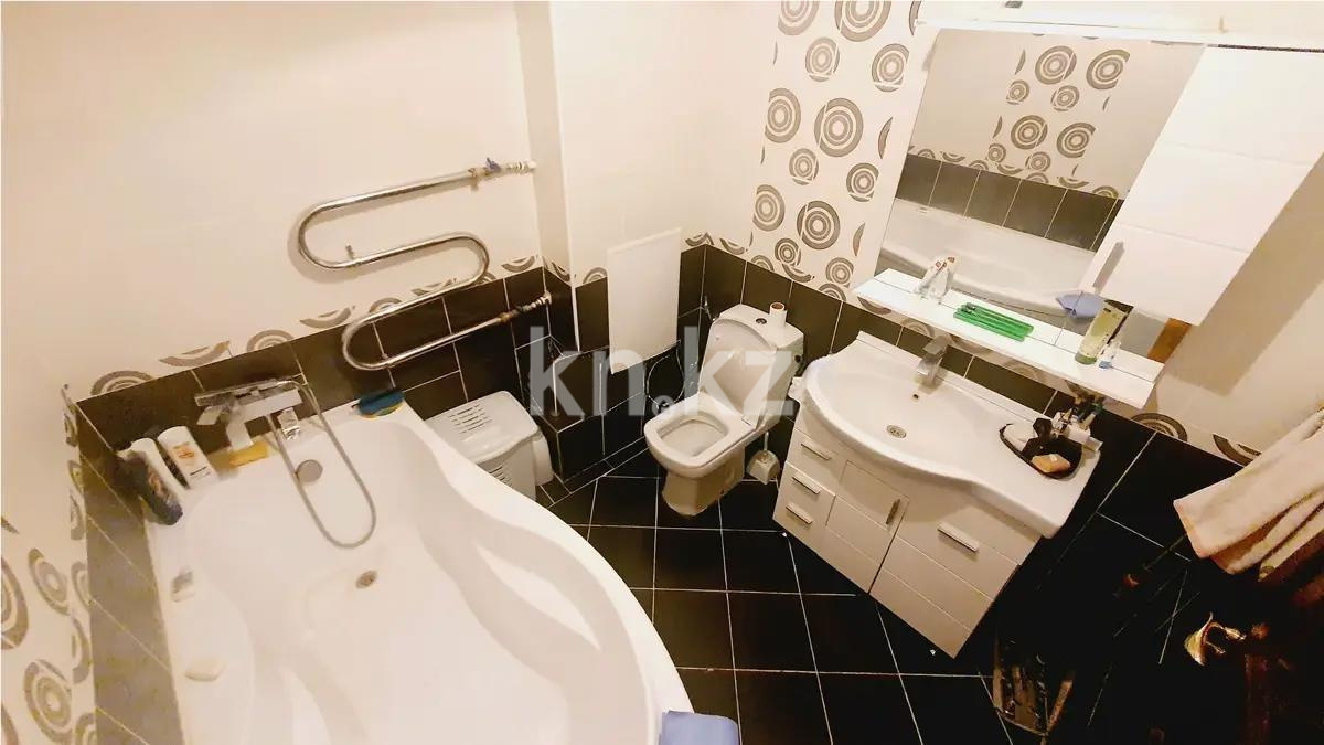Продажа 4-комнатной квартиры, 143 м², ул. Калдаякова, дом  11 - Продажа квартир без посредников в Астане фото 6 из 9