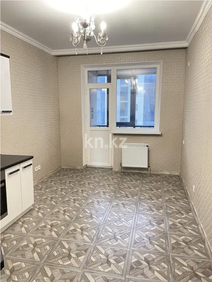 Продажа 2-комнатной квартиры, 72.5 м², ул. Туркестан, дом  10 в Астане - фото 3
