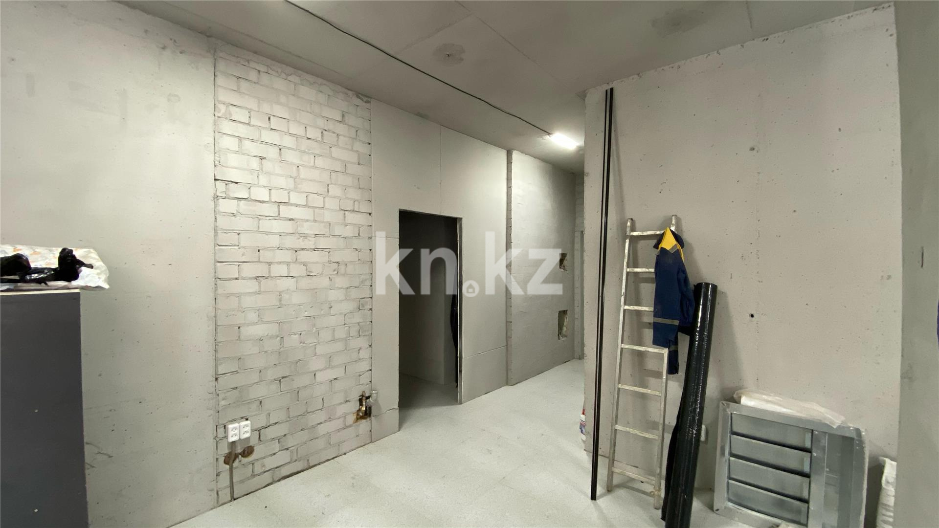 Продажа 2-комнатной квартиры, 61 м², ул. Толе би в Астане - фото 5