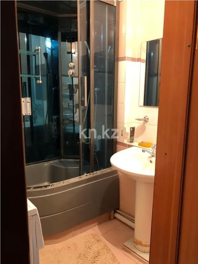 Продажа 3-комнатной квартиры, 68.8 м², мкр-н Жулдыз-1, дом  18/1 в Алматы - фото 4