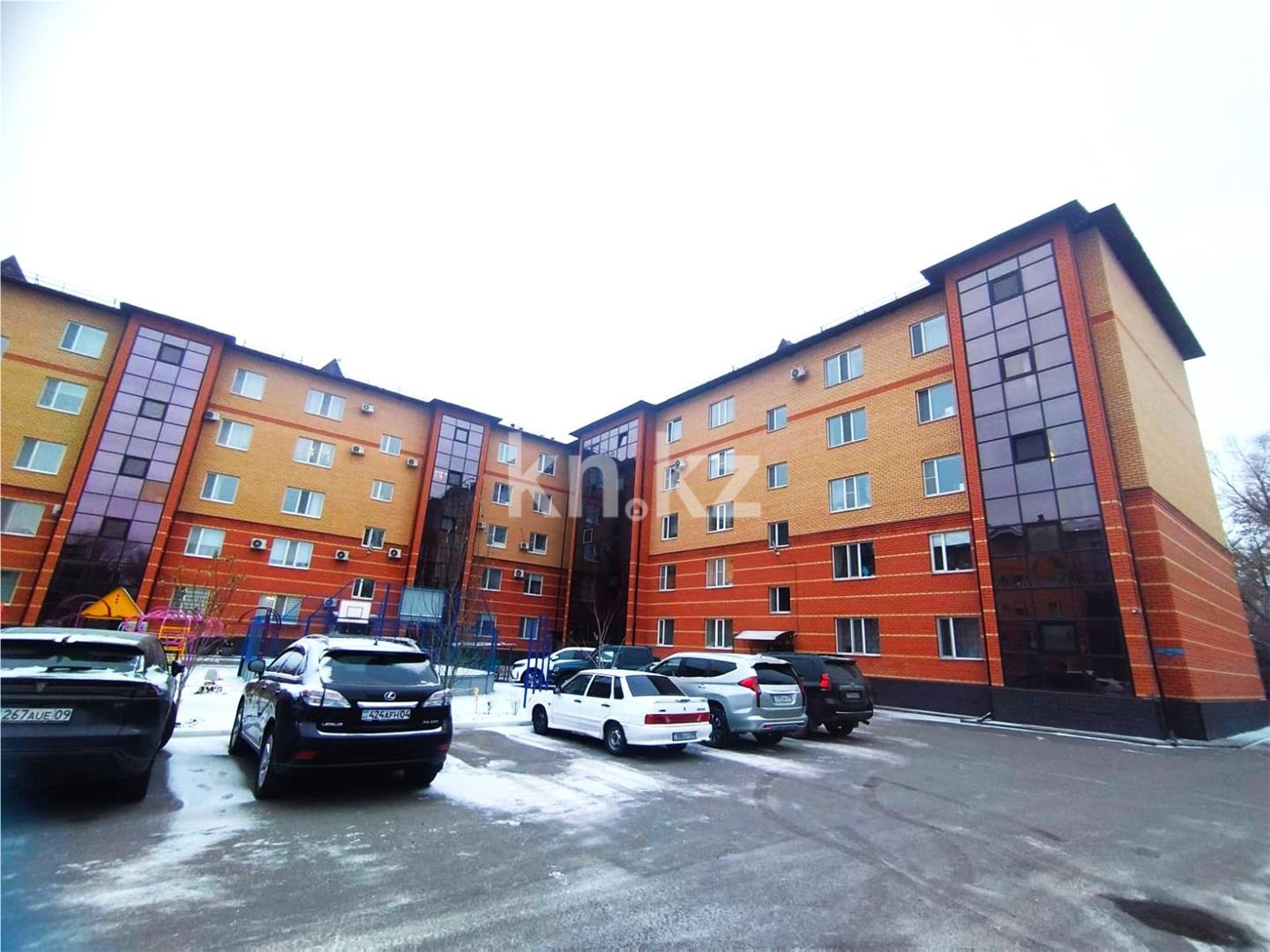 Продажа 2-комнатной квартиры, 60 м², пр. Сейфуллина, дом  10/1 - Продажа  двухкомнатных квартир в Караганде с фото фото 10 из 13