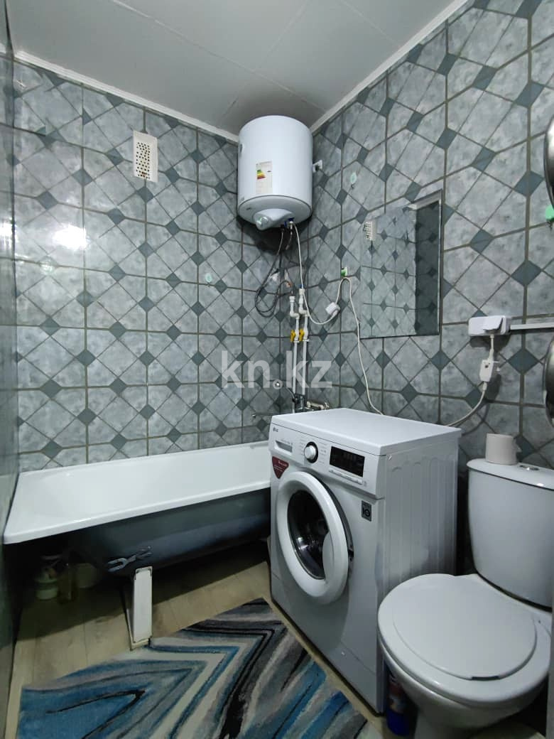 Продажа 2-комнатной квартиры, 47 м², мкр-н 12, дом  17 - Продажа квартир в Караганде фото 14 из 20