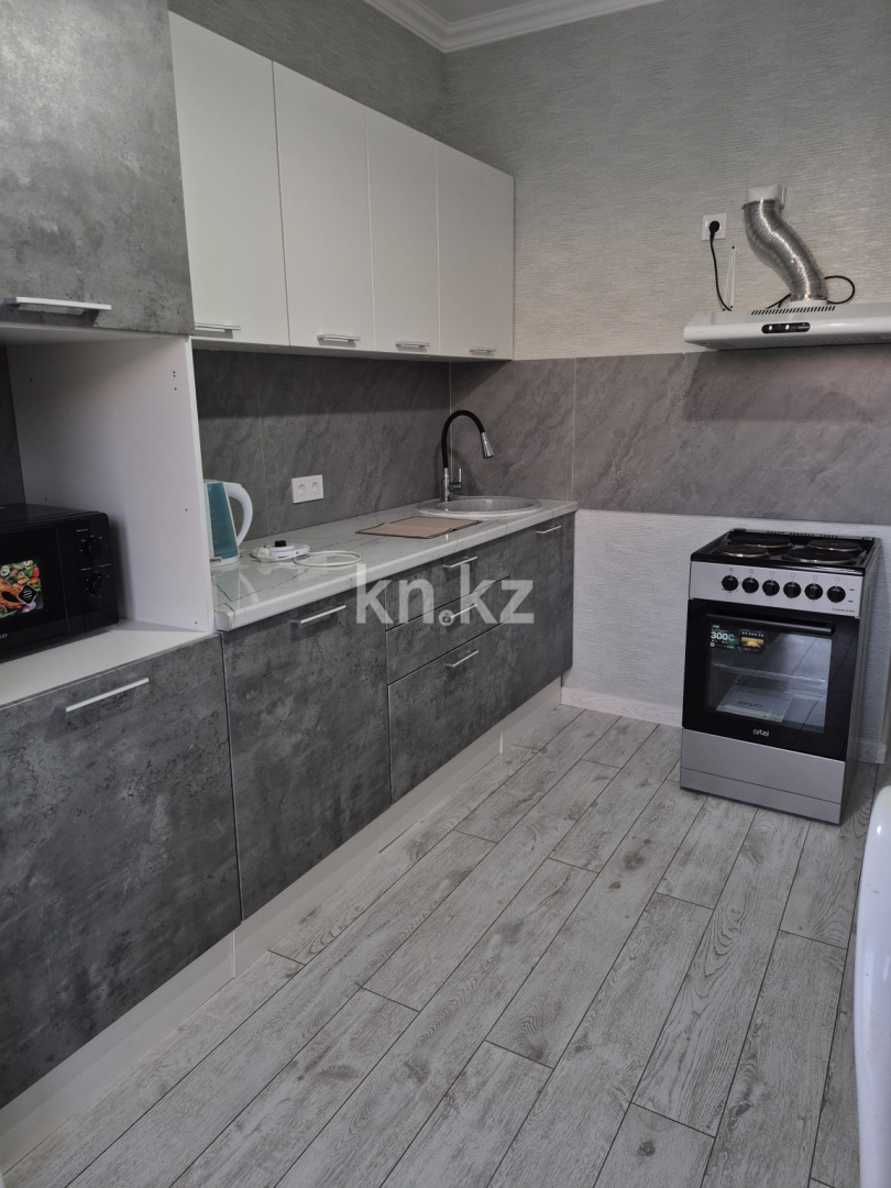 Аренда 3-комнатной квартиры, 72 м², Е 128, дом  25 - Аренда квартиры помесячно в Астане фото 2 из 15