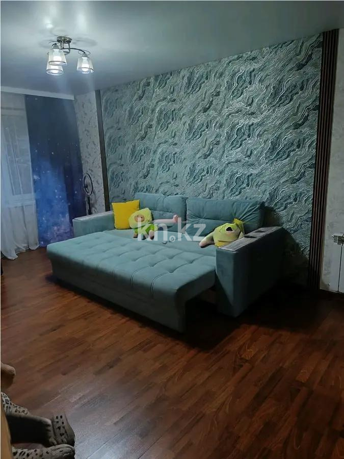 Продажа 3-комнатной квартиры, 62.5 м², мкр. Аксай-3, дом  2/1 в Алматы - фото 2