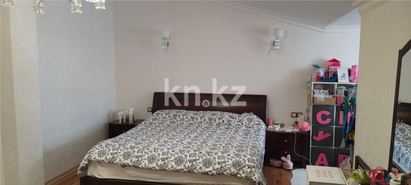 Продажа 5-комнатной квартиры, 200 м² в Караганде - фото 16