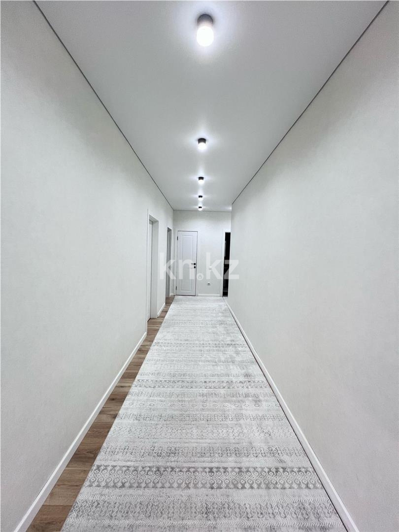 Продажа 3-комнатной квартиры, 89 м², пр. Шахтеров, дом  52 - Продажа  трехкомнатных квартир в Караганде фото 10 из 12