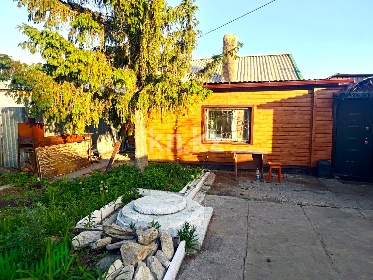 Продажа 3-комнатного дома, 70 м², ул. Учительская - Продажа домов, коттеджей в Казахстане фото 1 из 19