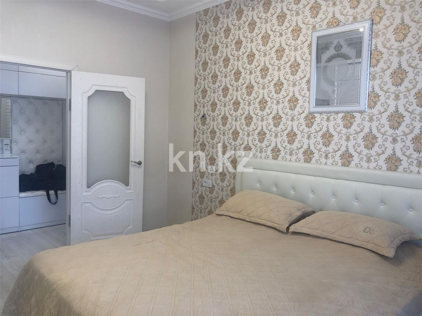 Продажа 2-комнатной квартиры, 59 м², ул. Ондасынова, дом  8 в Караганде - фото 6