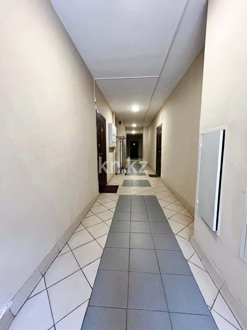 Продажа 3-комнатной квартиры, 64 м², ул. Дружбы Народов, дом  2/4 - Продажа жилой и коммерческой недвижимости в Усть-Каменогорске фото 10 из 24