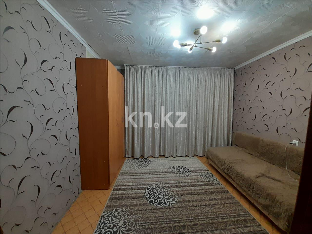 Продажа 3-комнатной квартиры, 61 м², мкр-н Восток-3 - Продажа квартир в Караганде фото 3 из 11