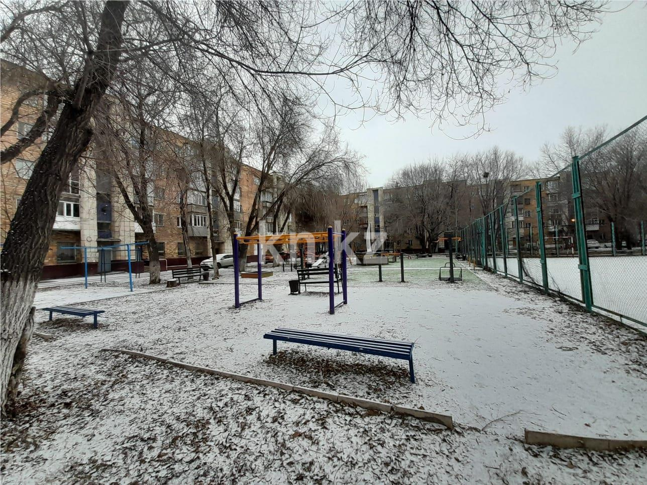 Продажа 3-комнатной квартиры, 57 м², ул. Аманжолова, дом  43 - Продажа квартир в Караганде фото 14 из 15