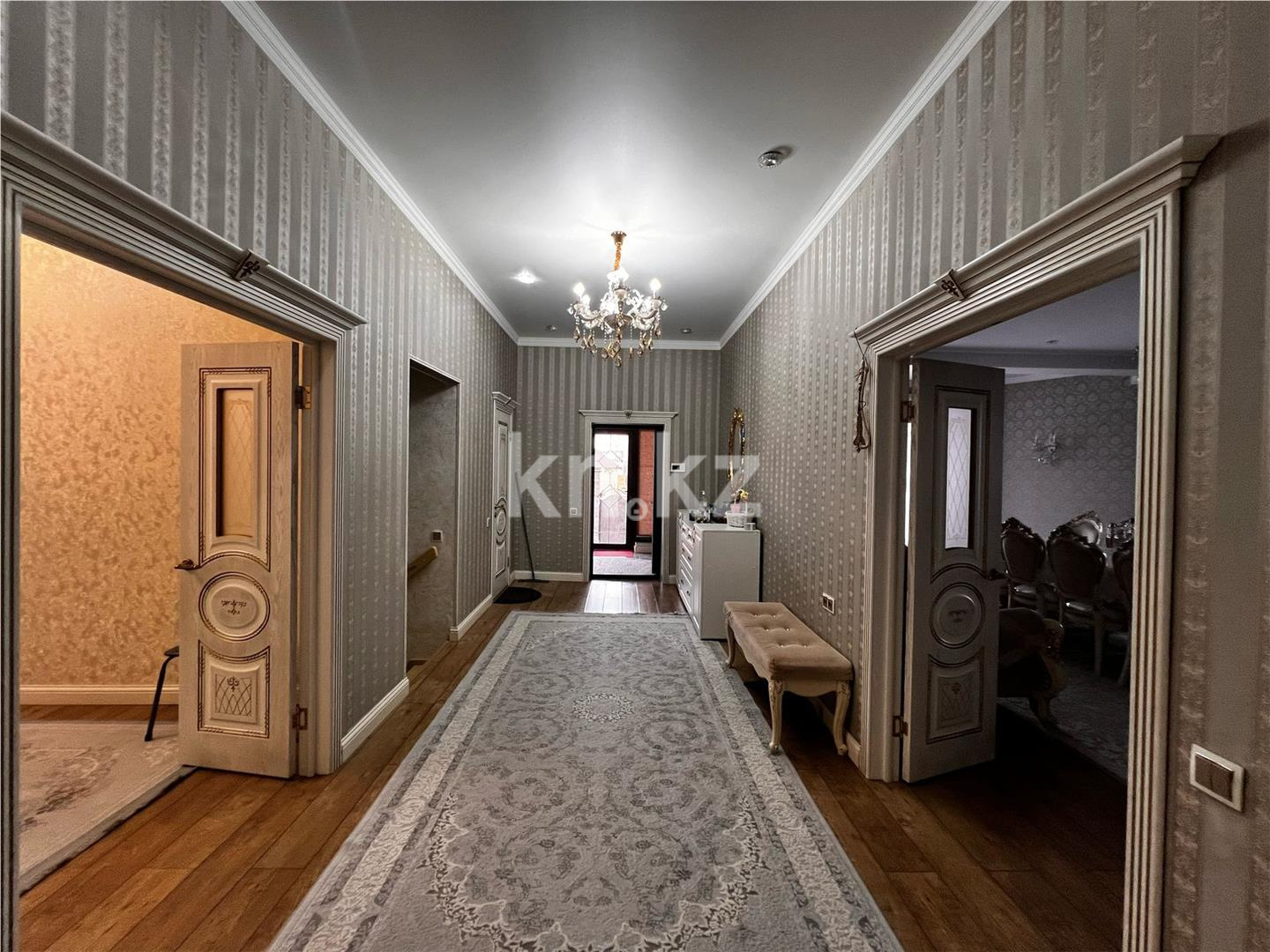 Продажа 7-комнатного дома, 320 м², ул. Кабжанова - Продажа домов, коттеджей в Караганде фото 20 из 36