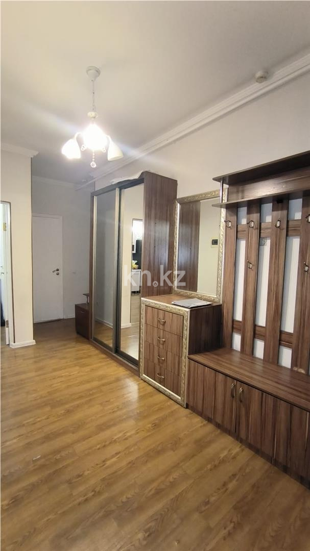 Продажа 3-комнатной квартиры, 81 м², ул. Сарыарка - Продажа квартир в Караганде фото 15 из 21