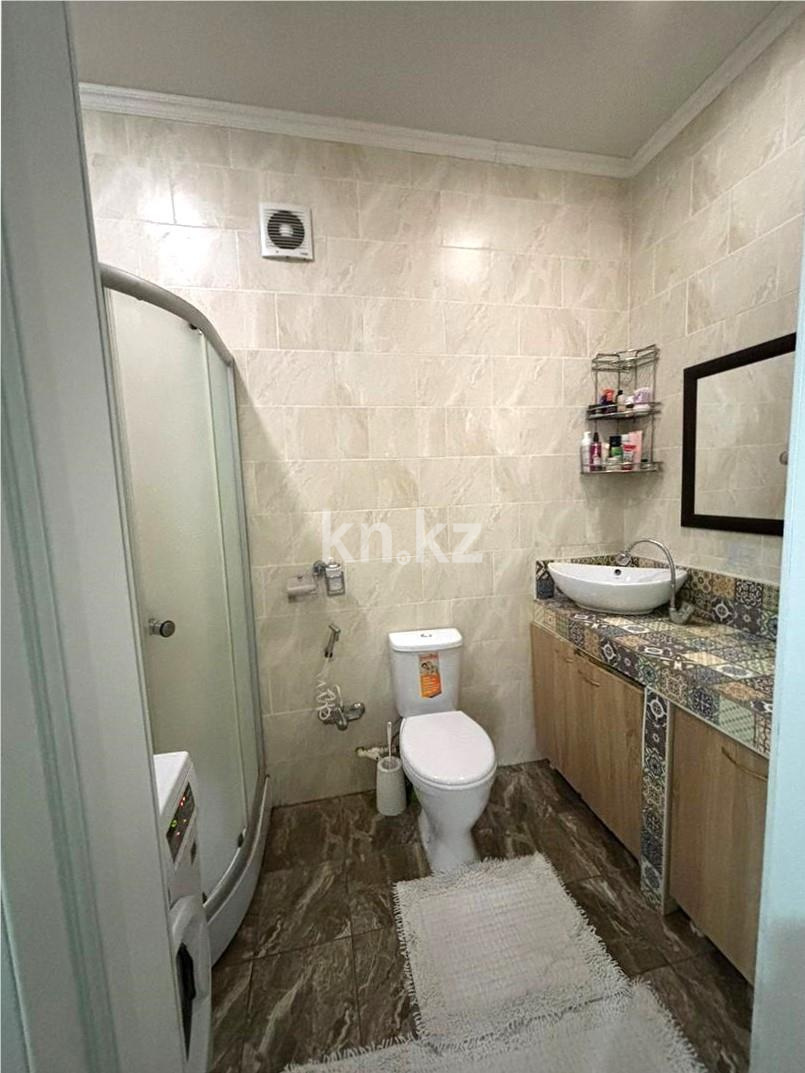 Продажа 2-комнатной квартиры, 50 м², ул. Ермекова - Продажа  двухкомнатных квартир в Караганде фото 8 из 12