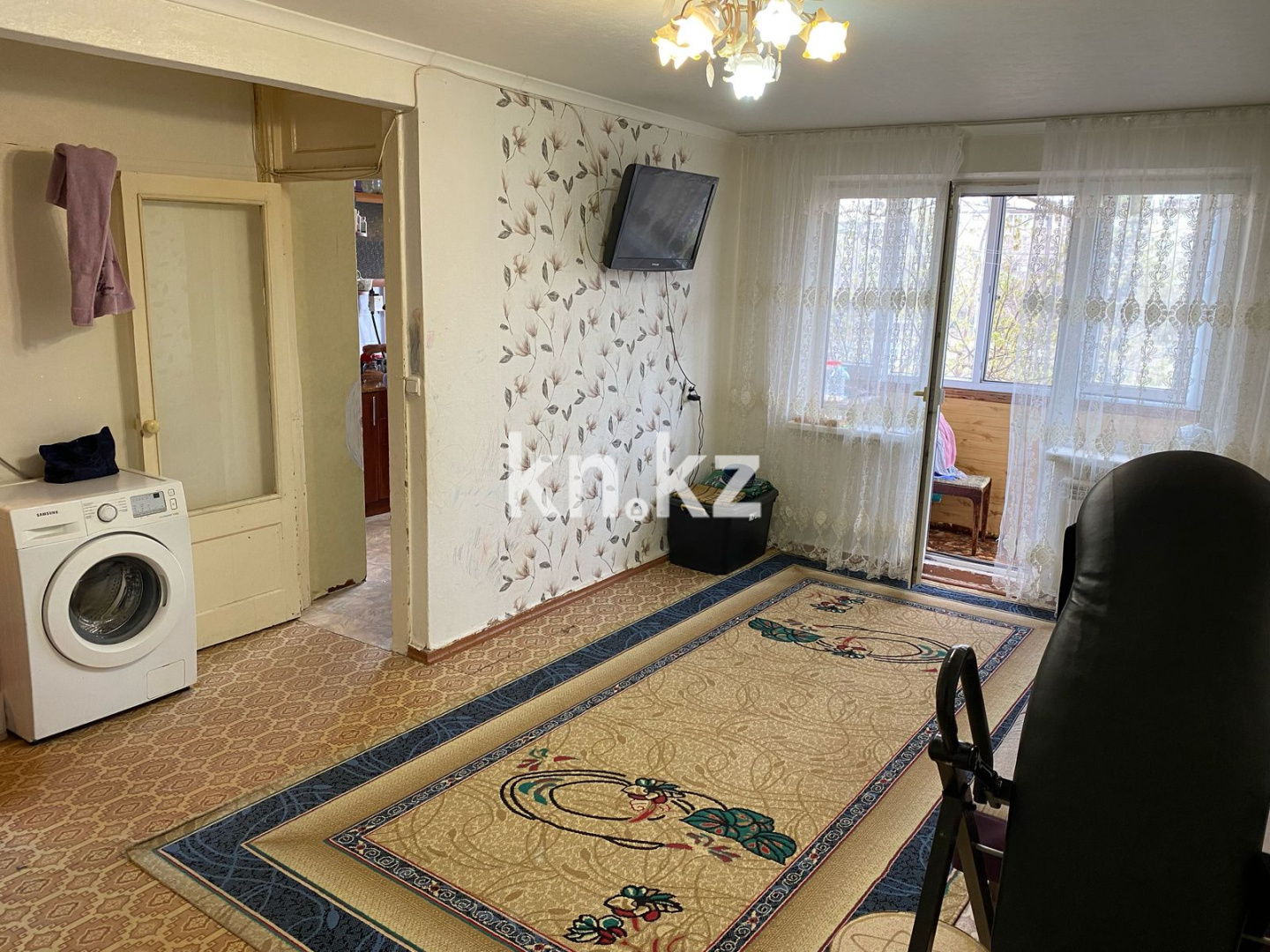 Продажа 3-комнатной квартиры, 59 м², ул. Мустафина, дом  1 - Продажа  трехкомнатных квартир в Караганде без посредников с фото фото 1 из 10