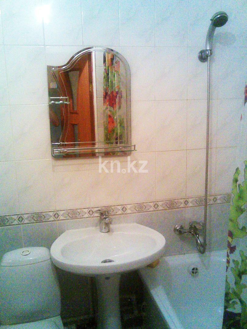 Аренда 1-комнатной квартиры, 31 м², пр. Бухар-жырау, дом  65 - Аренда квартир помесячно в Караганде без посредников с фото фото 1 из 4