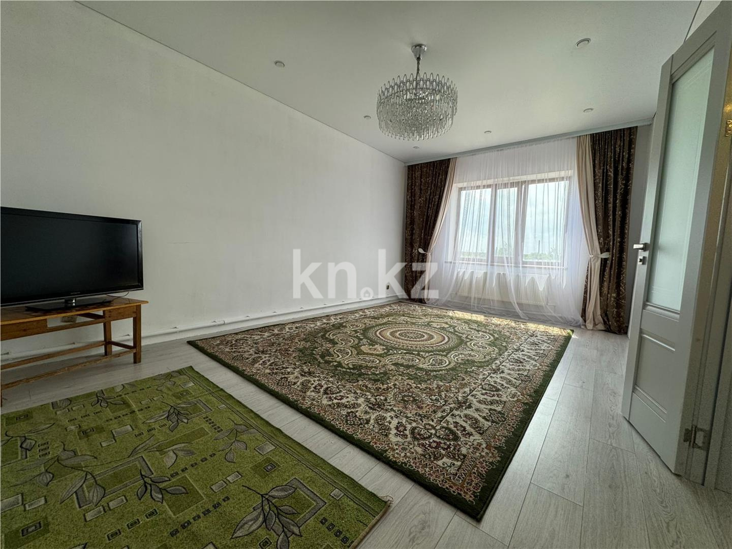 Продажа 5-комнатного дома, 203.3 м², 83 квартал, дом  2/1 - Продажа домов, коттеджей в Караганде с фото фото 1 из 21