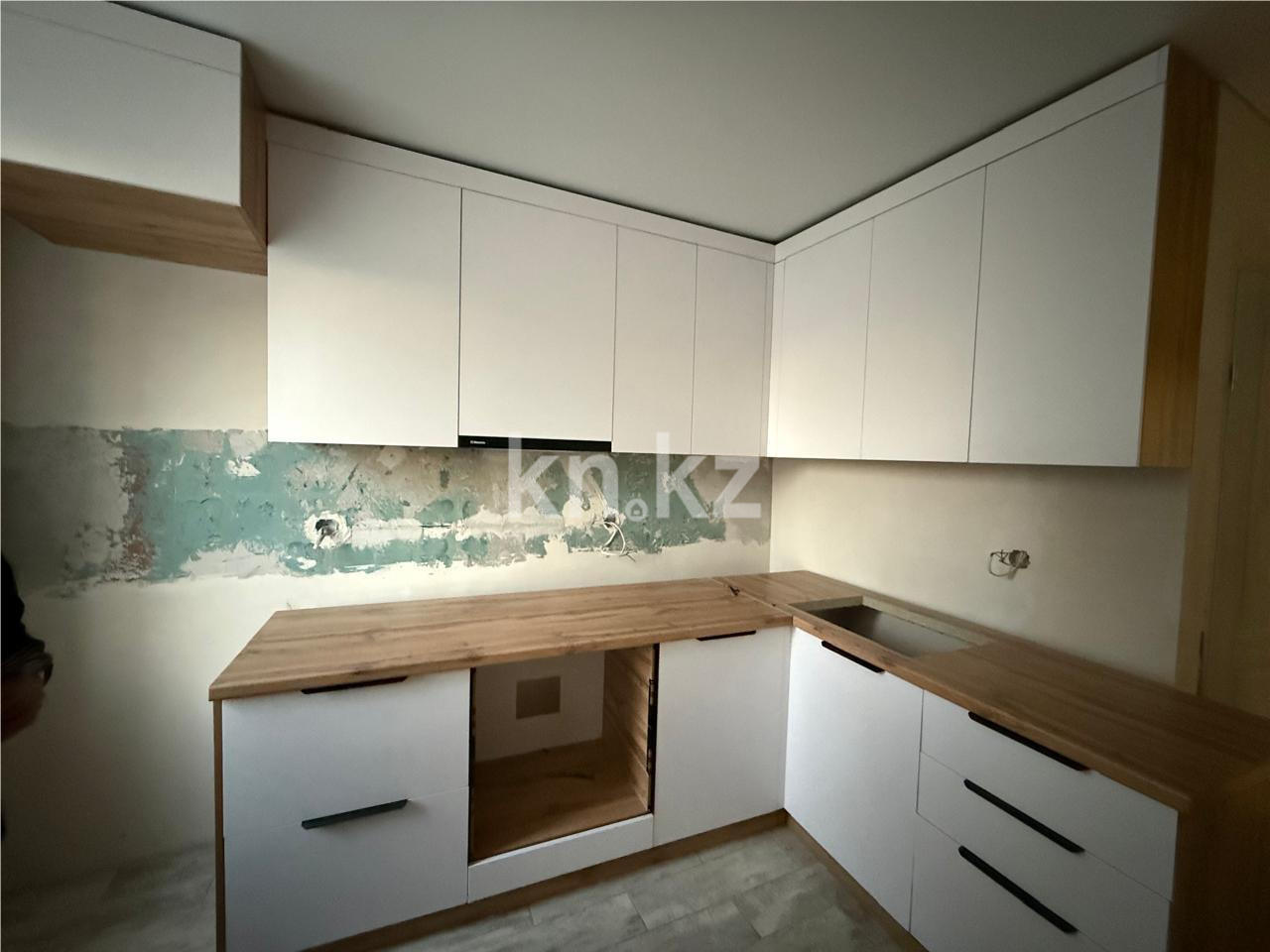 Продажа 3-комнатной квартиры, 63 м² - Продажа трехкомнатных квартир в панельном доме в Караганде - страница 18 фото 2 из 23