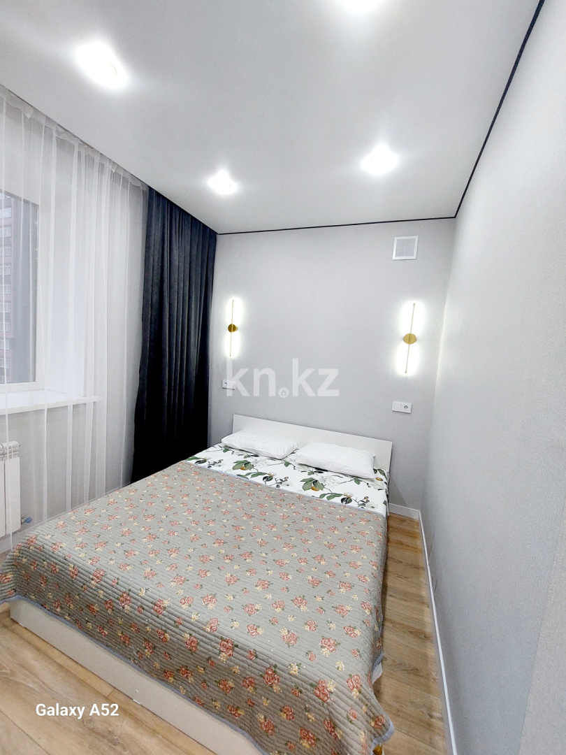 Аренда 2-комнатной квартиры посуточно, 49 м², ул. Бухар жырау, дом  32 - ул. Бокейхана - Аренда квартир посуточно в Астане без посредников фото 1 из 6