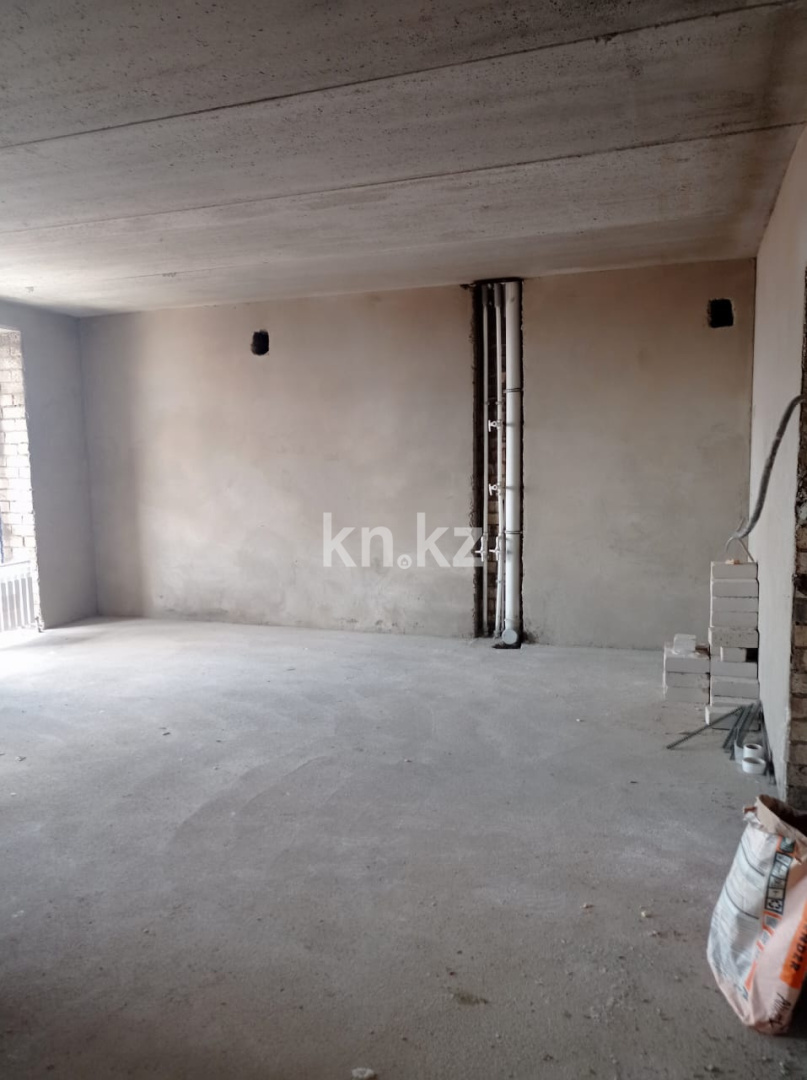 Продажа 1-комнатной квартиры, 41 м², ул. Муканова, дом  51 в Караганде - фото 2