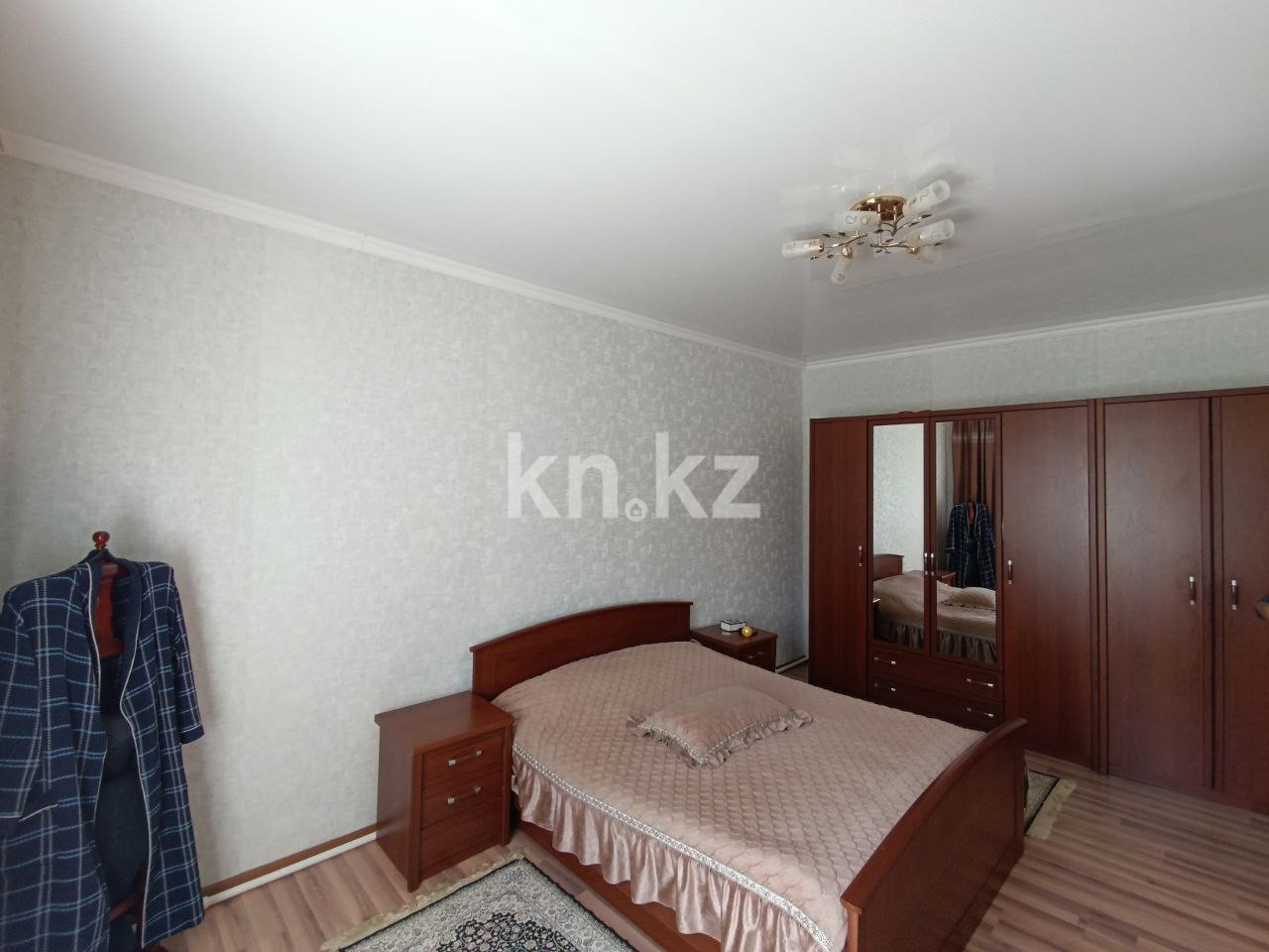 Продажа 5-комнатного дома, 213 м², 68-й квартал - Продажа квартир в Костанае фото 14 из 34