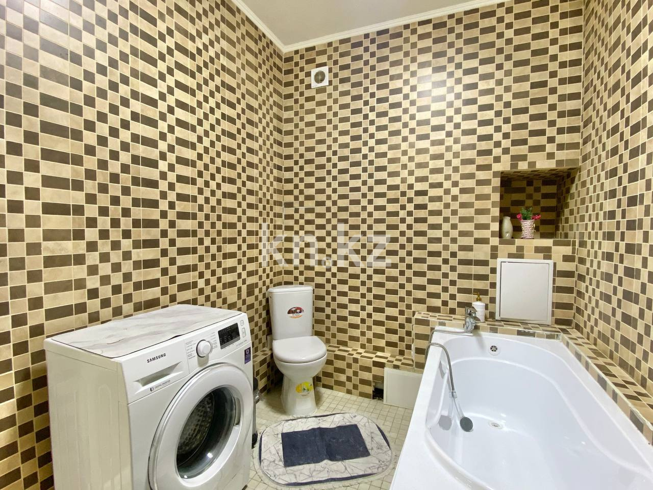 Продажа 2-комнатной квартиры, 85 м², ул. Достык, дом  5 в Астане - фото 15