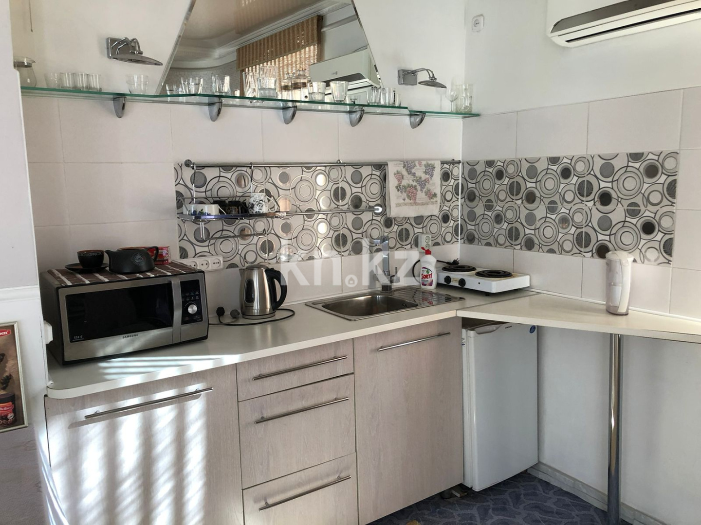 Аренда 1-комнатной квартиры посуточно, 48 м², ул. Ермекова, дом  50 - Аренда  однокомнатных квартир посуточно в Караганде фото 6 из 7