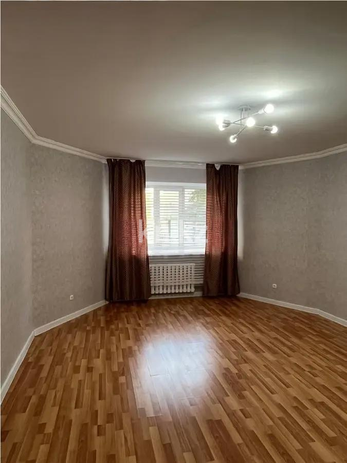 Продажа 3-комнатной квартиры, 67 м², ул. Желтоксан, дом  48/1 - Продажа квартир в новостройках Астаны без посредников с фото фото 1 из 4