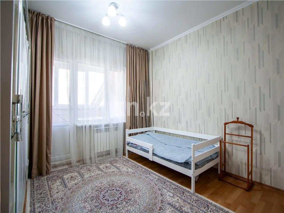 Продажа 2-комнатной квартиры, 54 м², мкр-н Аксай-4, дом  39 в Алматы