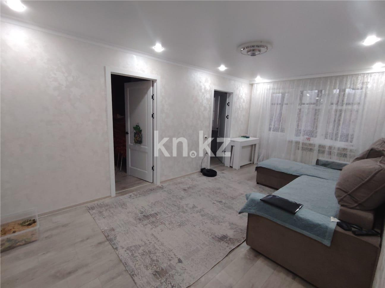 Продажа 4-комнатной квартиры, 62 м², ул. Язева - Продажа  четырехкомнатных квартир в Караганде с фото фото 3 из 25