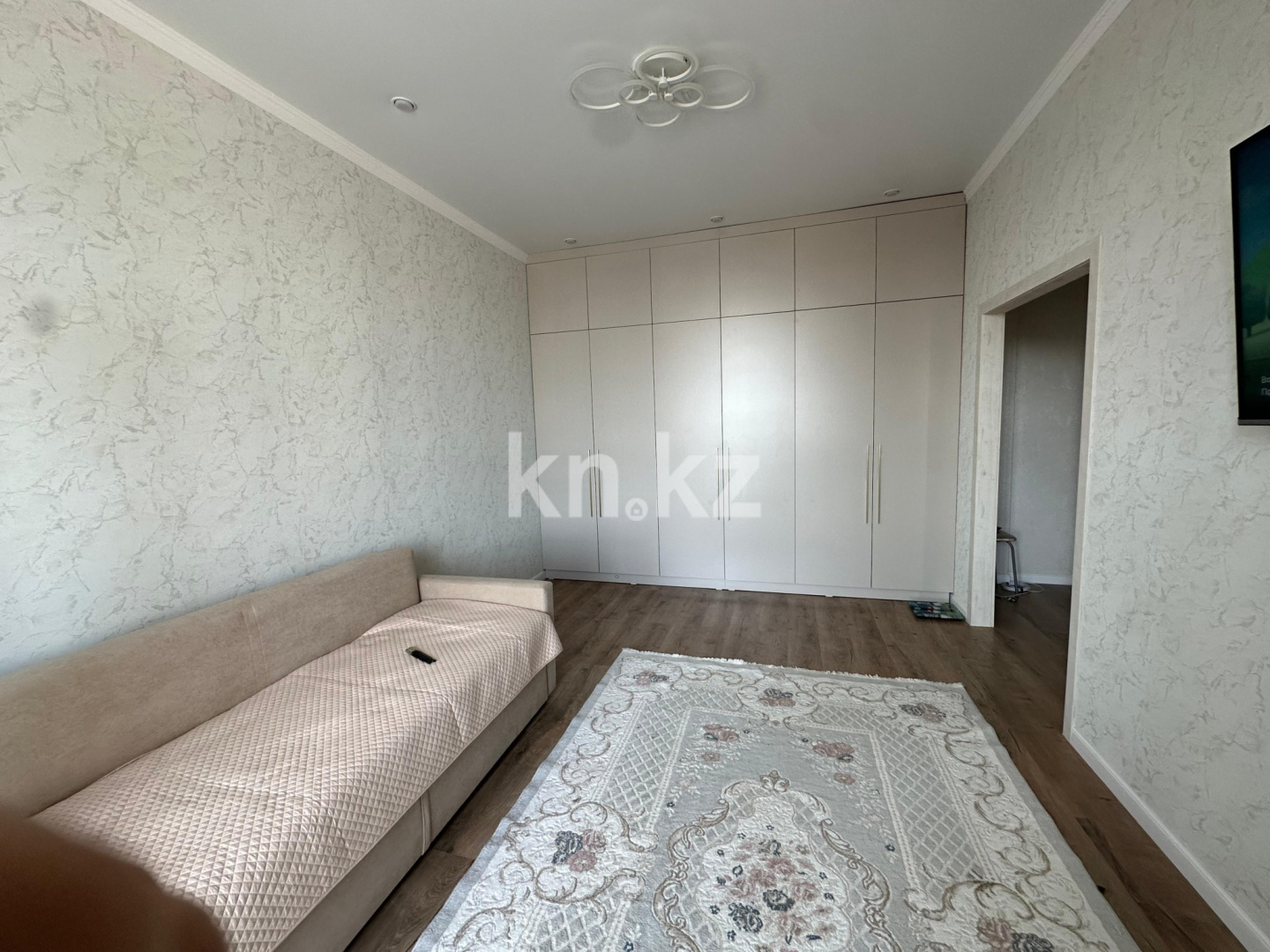 Продажа 1-комнатной квартиры, 39 м², ул. Култегин, дом  14 - аллея Гринлайн в Астане - фото 8