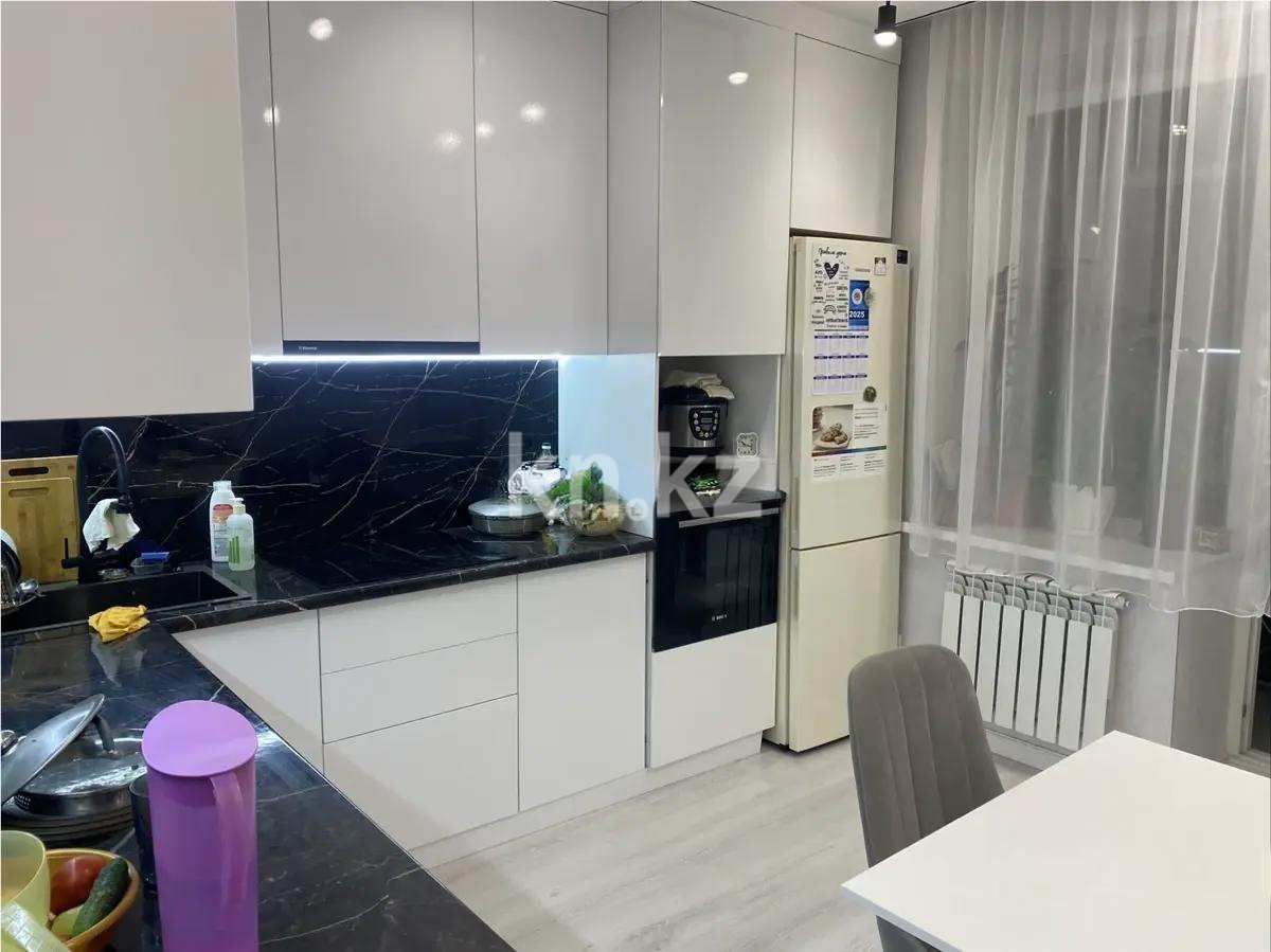 Продажа 3-комнатной квартиры, 67 м², ул. Байтурсынова, дом  18 - Продажа  трехкомнатных квартир в Астане с фото фото 3 из 5