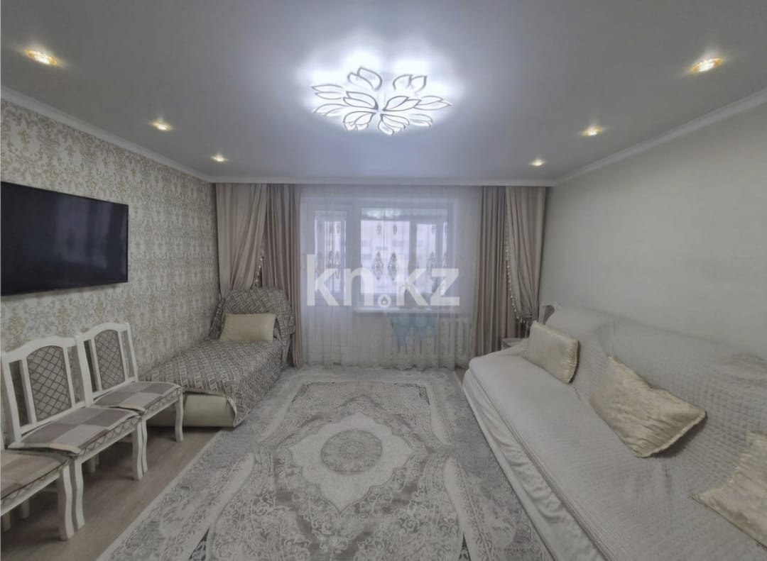 Продажа 4-комнатной квартиры, 86 м² - Продажа четырехкомнатных квартир в панельном доме в Караганде фото 1 из 7