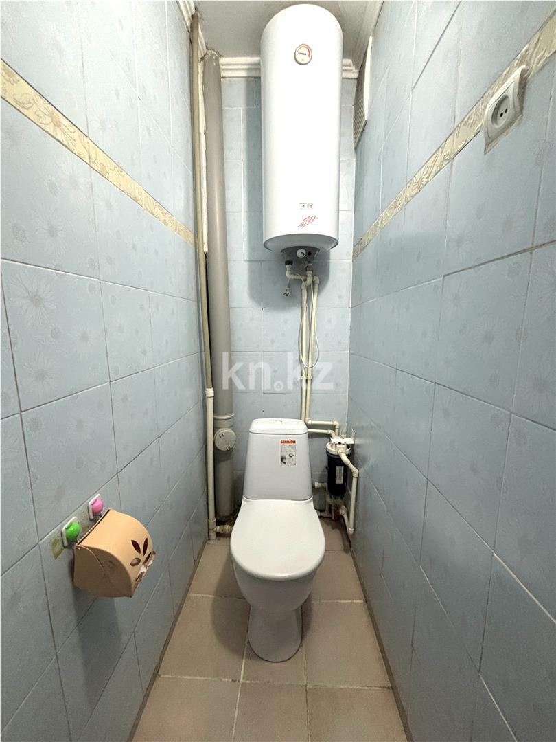 Продажа 3-комнатной квартиры, 61 м², ул. Крылова - Продажа  трехкомнатных квартир в Караганде фото 9 из 13