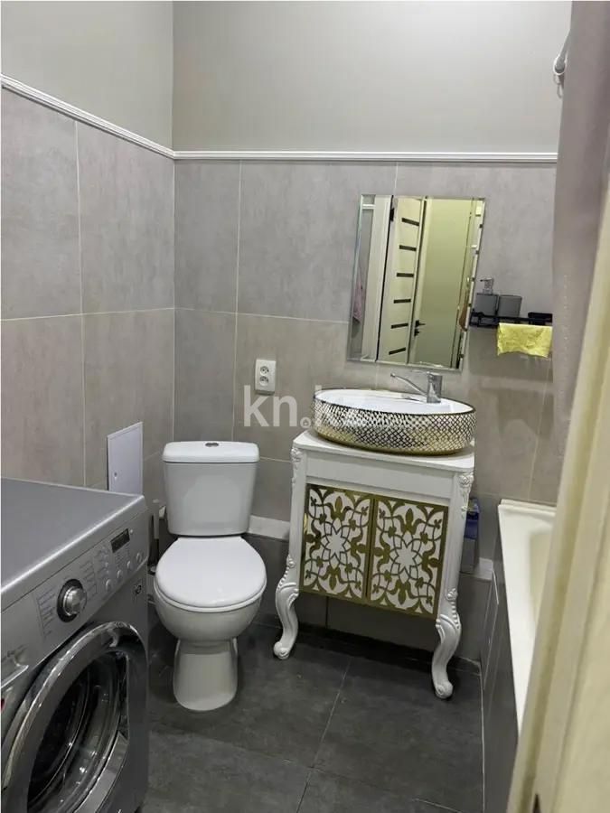 Продажа 2-комнатной квартиры, 45 м², пр. Абая, дом  164 - Продажа баз, складов и промышленной недвижимости в Шымкенте фото 4 из 5