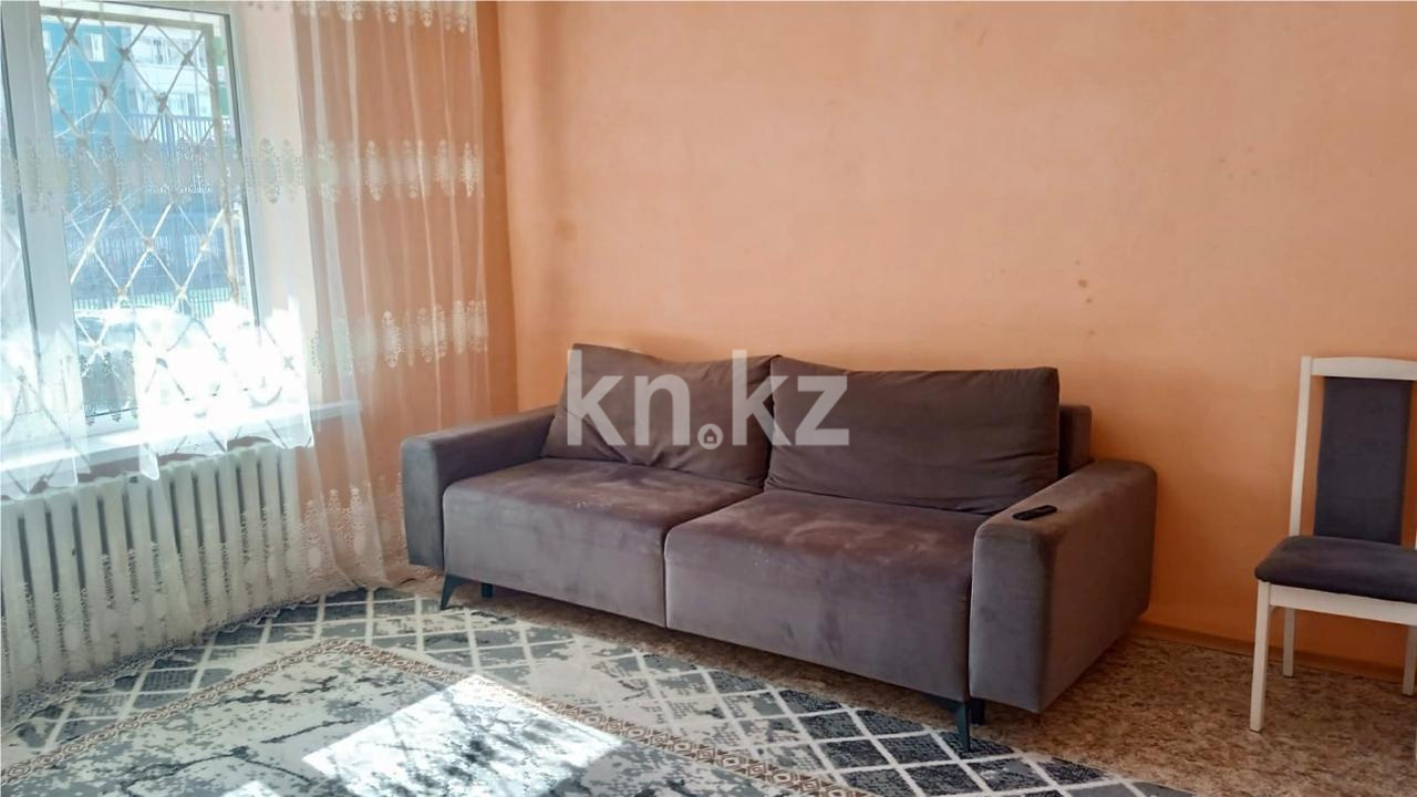 Продажа 3-комнатной квартиры, 63 м², мкр-н Голубые Пруды, дом  12 в Караганде - фото 3