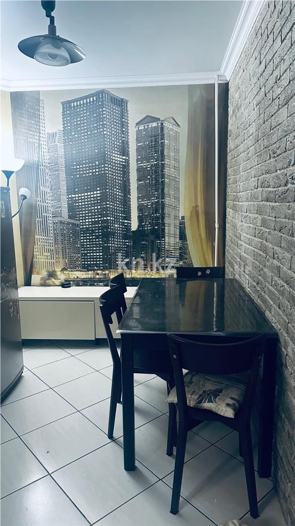 Продажа 4-комнатной квартиры, 76 м² в Караганде - фото 6