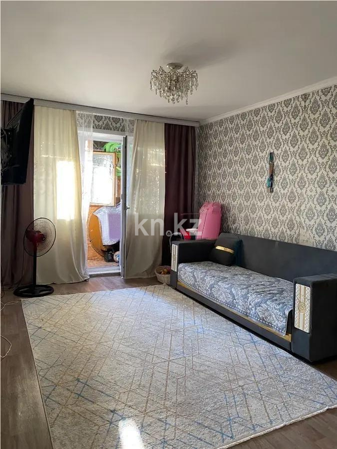 Продажа 3-комнатной квартиры, 60 м², мкр-н 12, дом  33 - Продажа  трехкомнатных квартир в Караганде без посредников с фото фото 1 из 5
