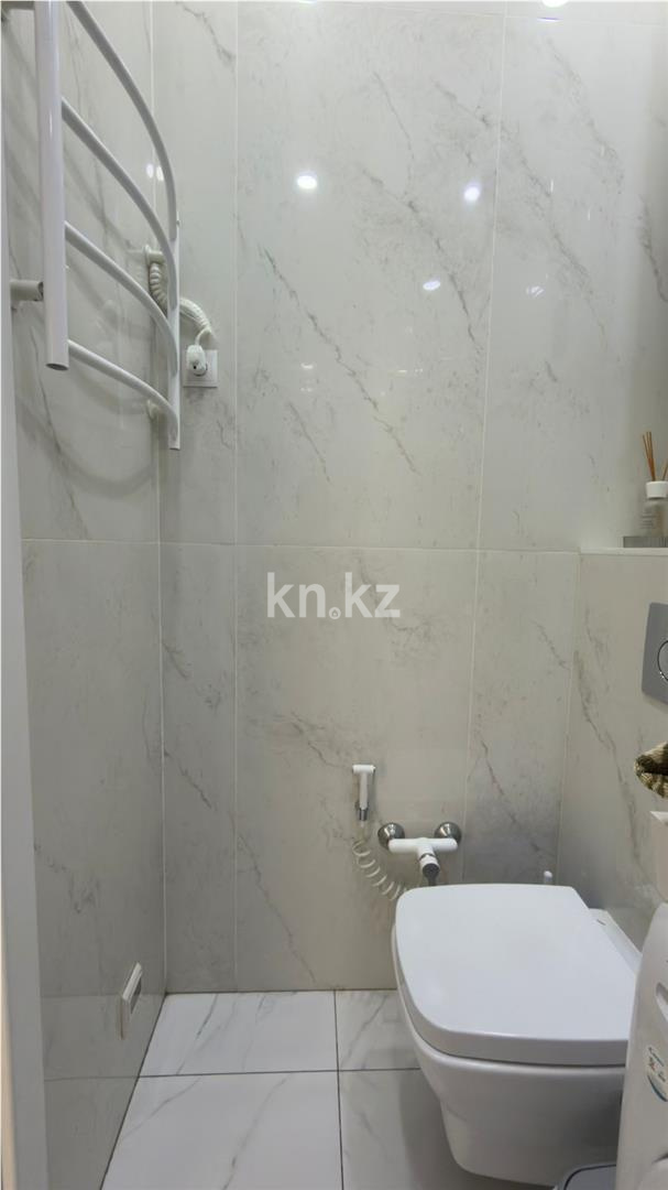Продажа 2-комнатной квартиры, 46 м² - Продажа двухкомнатных квартир в Караганде - страница 2 фото 7 из 12