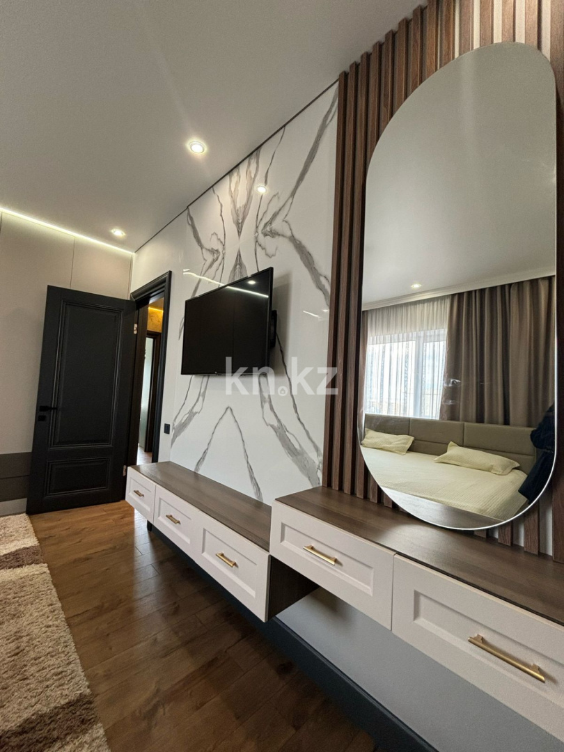 Продажа 4-комнатной квартиры, 107 м², пр. Шахтеров, дом  52б - Продажа  четырехкомнатных квартир в Караганде фото 4 из 11