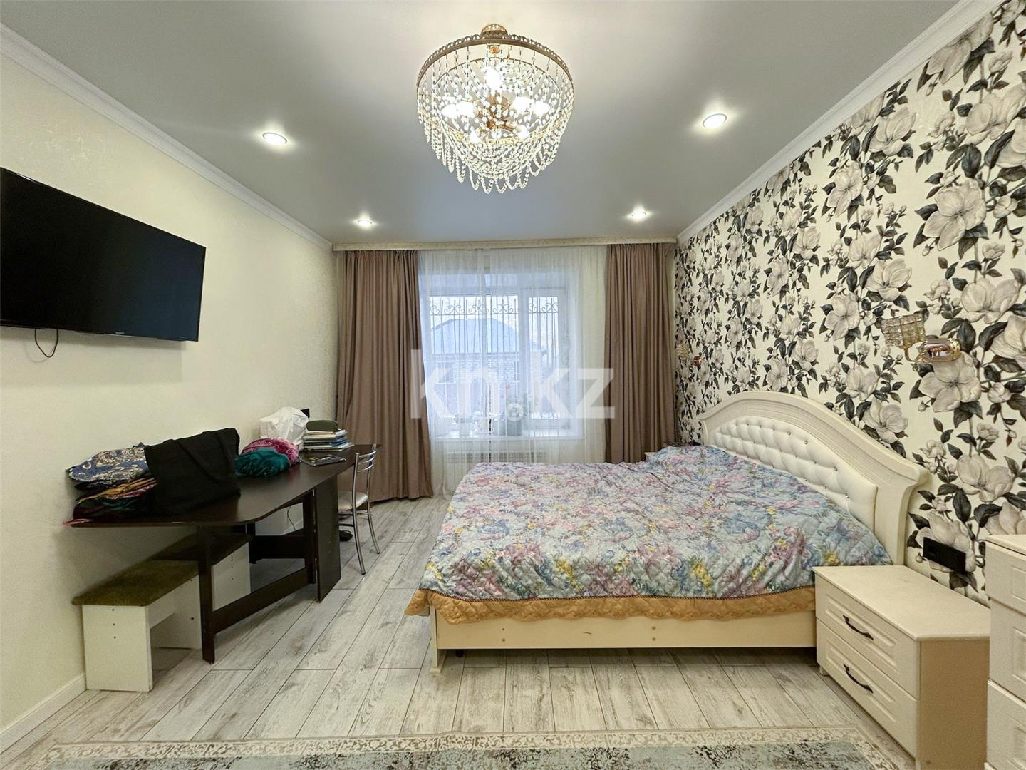 Продажа 7-комнатного дома, 355 м², ул. Жандарбековой - Продажа домов, коттеджей в Казахстане фото 2 из 22