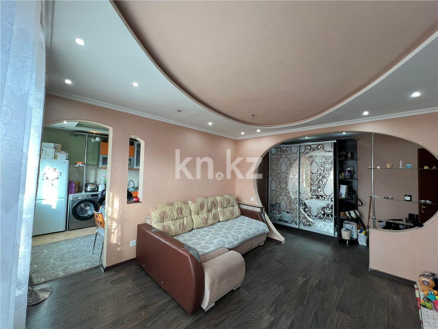 Продажа 4-комнатной квартиры, 77 м², мкр-н Степной-1, дом  5/49 - Продажа  четырехкомнатных квартир в Караганде с фото фото 2 из 15