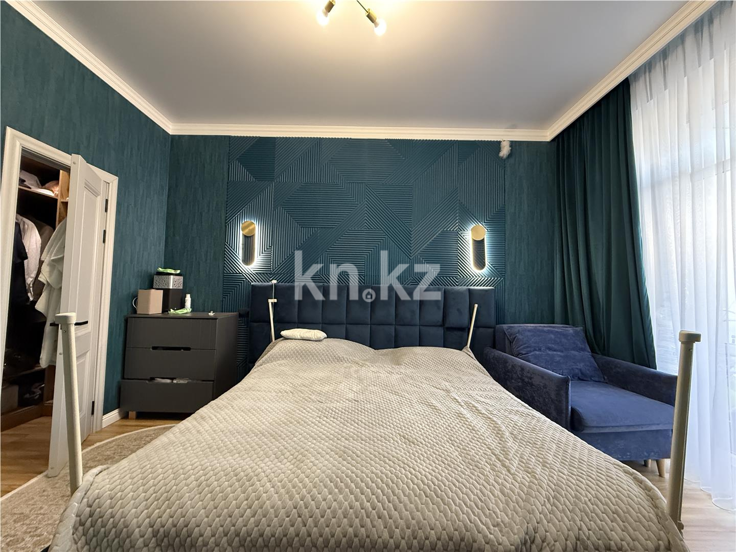 Продажа 3-комнатной квартиры, 91 м², ул. Ашимова - Продажа  трехкомнатных квартир в Караганде фото 9 из 26