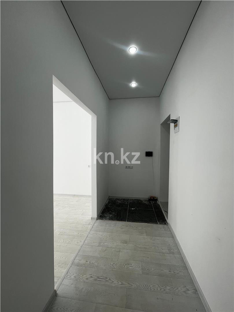 Продажа 1-комнатной квартиры, 42 м², 067 учетный квартал - Продажа  однокомнатных квартир в Караганде фото 10 из 15