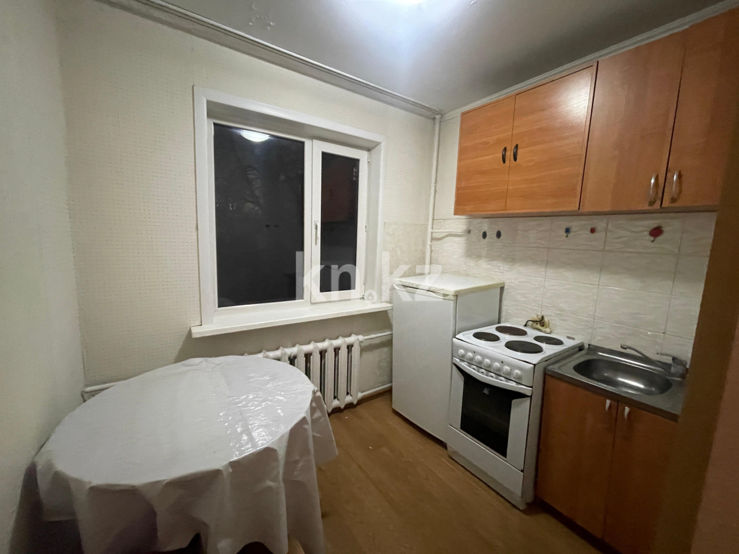 Аренда 1-комнатной квартиры, 37 м², пр. Бухар-жырау, дом  58 - Аренда  однокомнатных квартир помесячно в Караганде фото 3 из 4