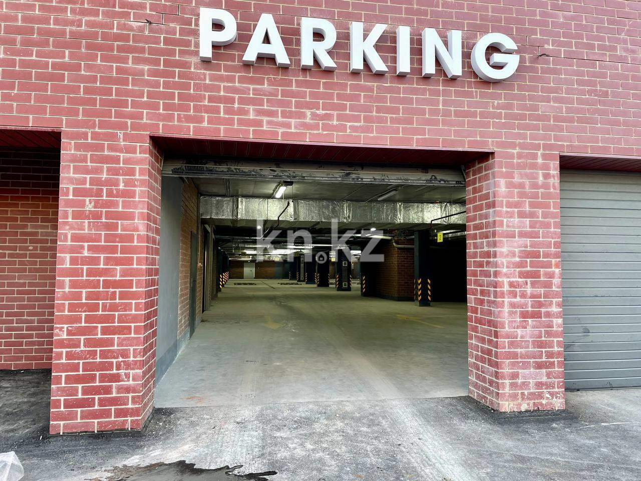 Продажа 3-комнатной квартиры, 92 м², ул. Дюсембекова, дом  83/2 в Караганде - фото 16