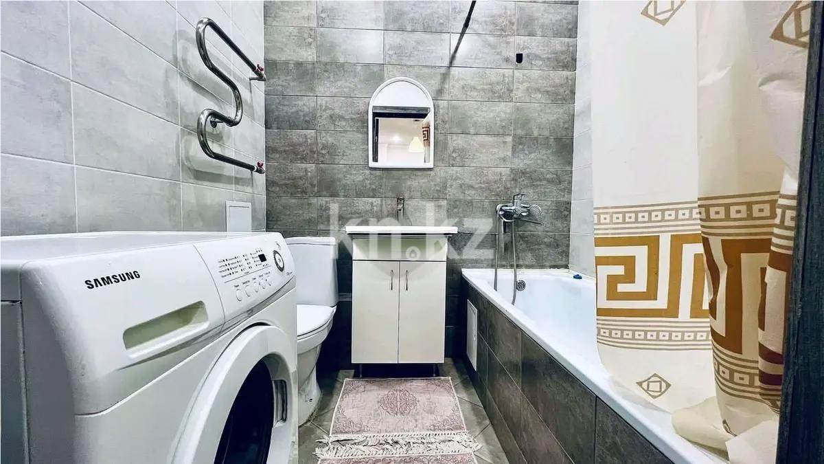 Продажа 1-комнатной квартиры, 45 м², пр. Кудайбердыулы, дом  33 в Астане - фото 3